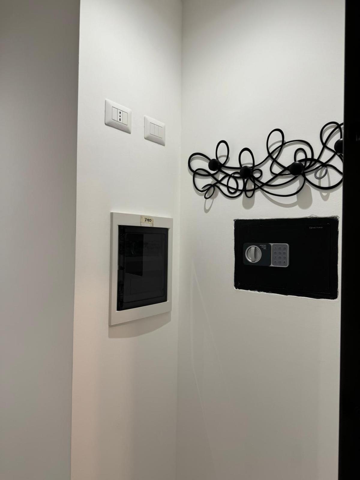 P&p House 38 Mono